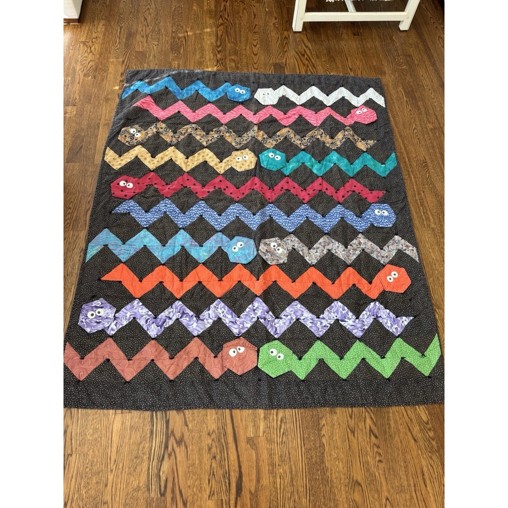 Vintage Handmade Patchwork Quilt Snake Pattern Boys Room Double‎ Sided 61"x49"